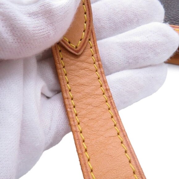 LOUIS VUITTON Batignolles Horizontal Monogram - Picture 9 of 16